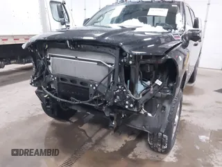 2024 Ram 2500 Laramie z VIN 3C6UR5FJ9RG134865, wystawiony jako IAAI lot #41299082 z przebiegiem 8 236 mil mil oraz . Historia ofert i sprzedaży dostępna na DreamBid. Obrazek 6.