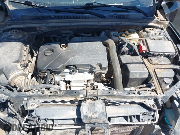 2019 Chevrolet Malibu LT with VIN 1G1ZD5ST4KF155367, listed as a IAAI auction lot 42034993 with 204,599 mi miles and . Bid and sale history available at DreamBid. Image 10.