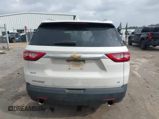 2018 Chevrolet Traverse LT Cloth z VIN 1GNERGKW8JJ279285, wystawiony jako IAAI lot #41795111 z przebiegiem 261 975 mil mil oraz . Historia ofert i sprzedaży dostępna na DreamBid. Obrazek 16.