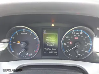 2018 Toyota RAV4 LE with VIN 2T3BFREV1JW827888, listed as a IAAI auction lot 41901303 with 181,279 mi miles. Bid and sale history available at carsss.com. Image 7.