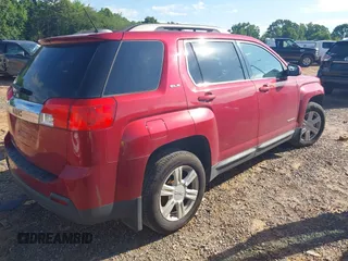 2015 GMC Terrain SLE z VIN 2GKALREK4F6380121, wystawiony jako IAAI lot #42183834 z przebiegiem 137 741 mil mil oraz . Historia ofert i sprzedaży dostępna na DreamBid. Obrazek 4.