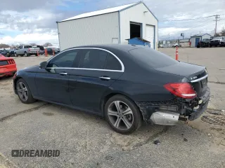 2019 Mercedes-Benz E 300 с VIN WDDZF4KB6KA648909, выставлен на аукционе Copart как лот 49472015 с пробегом 52 473 миль миль и Списание • Salvage title. История ставок и продаж доступна на DreamBid. Изображение 2.