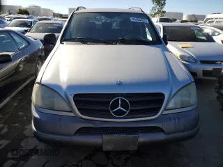 1999 Mercedes-Benz M-Class with VIN 4JGAB54EXXA144088, listed as a Copart auction lot 44268454 with 283,774 mi miles and Clean Title. Bid and sale history available at carsss.com. Image 5.