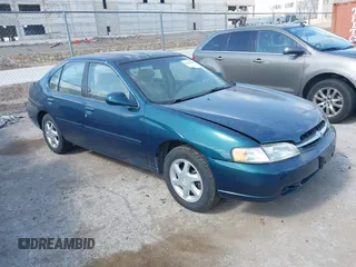 1998 Nissan Altima XE z VIN 1N4DL01D5WC193575, wystawiony jako IAAI lot #42541491 z przebiegiem 76 364 mil mil oraz . Historia ofert i sprzedaży dostępna na DreamBid. Obrazek 1.