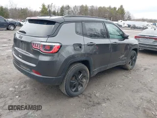 2020 Jeep Compass Latitude with VIN 3C4NJDBB5LT209864, listed as a IAAI auction lot 41793397 with 95,018 mi miles and . Bid and sale history available at DreamBid. Image 4.