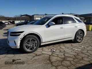 2025 Genesis GV70 2.5T z VIN 5NMMADTB7SH027525, wystawiony jako Copart lot #42524765 z przebiegiem 3 909 mil mil oraz Szkoda całkowita • Salvage title. Historia ofert i sprzedaży dostępna na DreamBid. Obrazek 1.