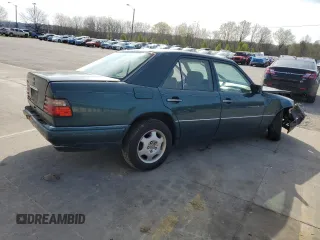 1995 Mercedes-Benz E Class with VIN WDBEA32E1SC242552, listed as a Copart auction lot 52433285 with 211,669 mi miles and Salvage Title. Bid and sale history available at carsss.com. Image 3.
