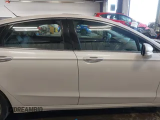 2016 Ford Fusion Titanium z VIN 3FA6P0D93GR116355, wystawiony jako IAAI lot #42158991 z przebiegiem 59 602 mil mil oraz . Historia ofert i sprzedaży dostępna na DreamBid. Obrazek 13.