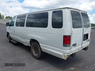 2013 Ford Econoline Passenger XL z VIN 1FBSS3BL0DDA07125, wystawiony jako IAAI lot #42791757 z przebiegiem 204 148 mil mil oraz . Historia ofert i sprzedaży dostępna na DreamBid. Obrazek 3.