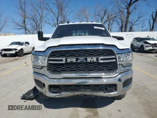 2021 Ram 2500 Tradesman with VIN 3C6UR5CL0MG557252, listed as a Copart auction lot 47853535 with 101,001 mi miles and Salvage title. Bid and sale history available at DreamBid. Image 5.