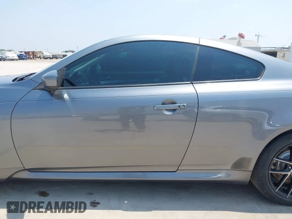 2015 Infiniti Q60 S Limited с VIN JN1CV6EK4FM871676, выставлен на аукционе IAAI как лот 42254354 с пробегом 105 934 миль миль и . История ставок и продаж доступна на DreamBid. Изображение 14.