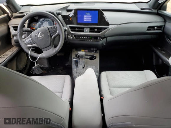 2024 Lexus UX 250h Premium с VIN JTHP6JBH6R2179389, выставлен на аукционе Copart как лот 78084564 с пробегом 7 707 миль миль и Списание • Salvage title. История ставок и продаж доступна на DreamBid. Изображение 8.
