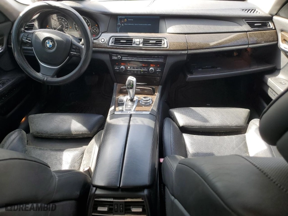 2009 BMW 7 Series 750i with VIN WBAKA83599CY33381, listed as a Copart auction lot 75530264 with 83,083 mi miles and Salvage Title. Bid and sale history available at carsss.com. Image 8.