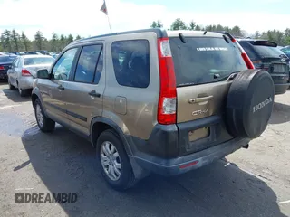 2005 Honda CR-V EX with VIN JHLRD78885C057778, listed as a IAAI auction lot 42005355 with 167,952 mi miles and . Bid and sale history available at DreamBid. Image 3.