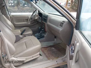 2000 Isuzu Rodeo with VIN 4S2DM58W3Y4328503, listed as a IAAI auction lot 42405198 with 190,328 mi miles and . Bid and sale history available at DreamBid. Image 5.