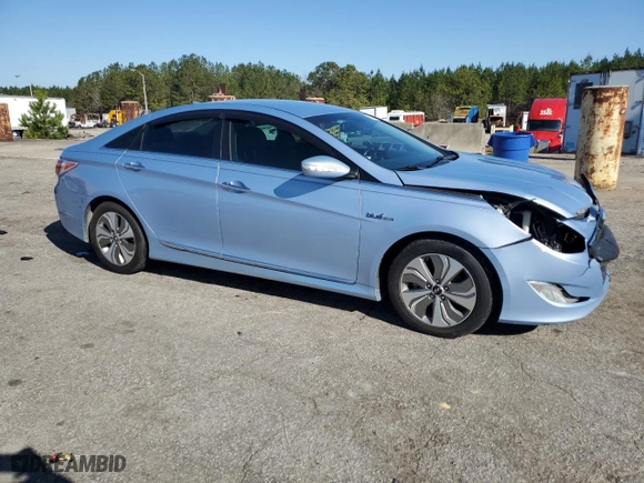 2013 Hyundai Sonata Hybrid Limited with VIN KMHEC4A49DA091674, listed as a Copart auction lot 47834375 with NaN miles and Salvage Title. Bid and sale history available at carsss.com. Image 4.