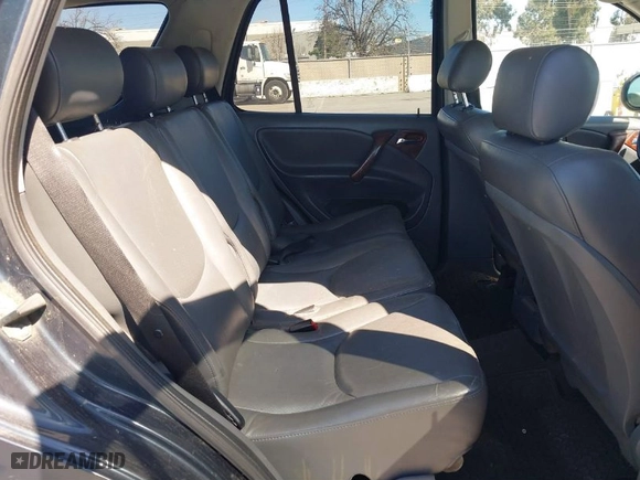 1999 Mercedes-Benz M-Class with VIN 4JGAB54E0XA144438, listed as a IAAI auction lot 41752608 with NaN miles. Bid and sale history available at carsss.com. Image 8.