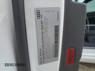 2021 Audi S6 Prestige z VIN WAUFFAF2XMN043211, wystawiony jako Copart lot #56676334 z przebiegiem Nie podano mil oraz Szkody całkowita. Historia ofert i sprzedaży dostępna na DreamBid. Obrazek 12.