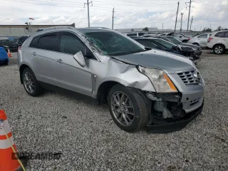 2013 Cadillac SRX Performance Collection z VIN 3GYFNHE3XDS622157, wystawiony jako Copart lot #53475675 z przebiegiem 95 253 mil mil oraz Szkoda całkowita • Salvage title. Historia ofert i sprzedaży dostępna na DreamBid. Obrazek 4.