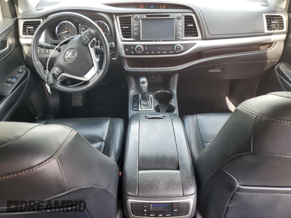 2018 Toyota Highlander SE z VIN 5TDKZRFH4JS543270, wystawiony jako Copart lot #51700515 z przebiegiem 91 459 mil mil oraz Szkoda całkowita • Salvage title. Historia ofert i sprzedaży dostępna na DreamBid. Obrazek 8.