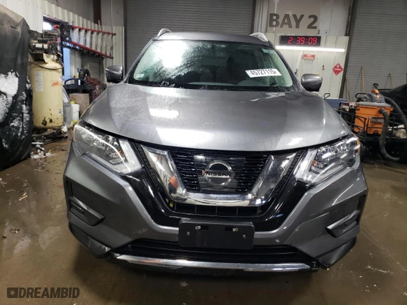 2017 Nissan Rogue SL with VIN 5N1AT2MV4HC880378, listed as a Copart auction lot 45727115 with 31,217 mi miles and Salvage Title. Bid and sale history available at carsss.com. Image 5.
