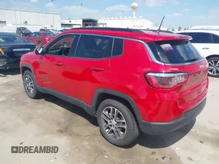 2017 Jeep Compass Latitude with VIN 3C4NJCBB2HT668657, listed as a IAAI auction lot 42027025 with 91,888 mi miles and . Bid and sale history available at DreamBid. Image 3.