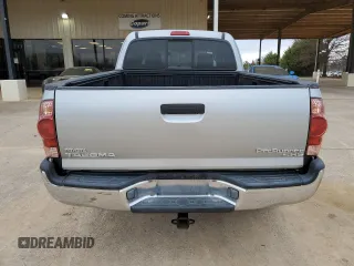 2006 Toyota Tacoma PreRunner z VIN 5TETX62N76Z193910, wystawiony jako Copart lot #85498254 z przebiegiem 194 947 mil mil oraz Szkoda całkowita • Salvage title. Historia ofert i sprzedaży dostępna na DreamBid. Obrazek 6.