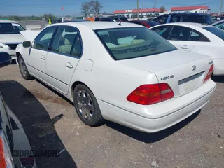 2001 Lexus LS 430 with VIN JTHBN30FX10012057, listed as a IAAI auction lot 42017083 with 201,263 mi miles. Bid and sale history available at carsss.com. Image 3.