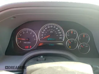 2005 GMC Envoy SLE z VIN 1GKDT13S552122428, wystawiony jako Copart lot #68651224 z przebiegiem 111 931 mil mil oraz Szkody całkowita. Historia ofert i sprzedaży dostępna na DreamBid. Obrazek 9.