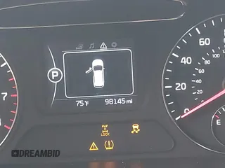 2017 Kia Sorento LX с VIN 5XYPGDA58HG335914, выставлен на аукционе IAAI как лот 42230037 с пробегом 98 202 миль миль и . История ставок и продаж доступна на DreamBid. Изображение 15.