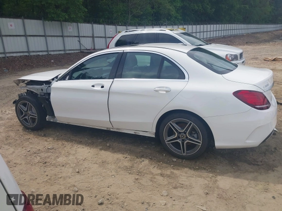 2019 Mercedes-Benz C 300 z VIN 55SWF8DB4KU282844, wystawiony jako IAAI lot #42177114 z przebiegiem 44 605 mil mil oraz . Historia ofert i sprzedaży dostępna na DreamBid. Obrazek 15.