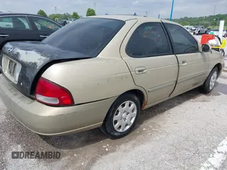 2001 Nissan Sentra GXE z VIN 3N1CB51D01L520566, wystawiony jako IAAI lot #42262736 z przebiegiem 122 675 mil mil oraz . Historia ofert i sprzedaży dostępna na DreamBid. Obrazek 4.