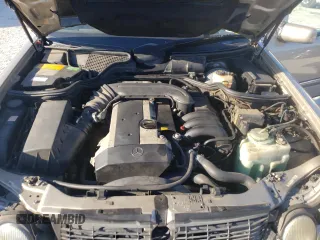 1996 Mercedes-Benz E-Class with VIN WDBJF55F7TJ022765, listed as a Copart auction lot 70577504 with 186,340 mi miles and Salvage Title. Bid and sale history available at carsss.com. Image 11.