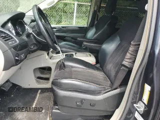 2014 Chrysler Town & Country Touring L 30th Anniversary with VIN 2C4RC1CG8ER297321, listed as a Copart auction lot 59712014 with 128,746 mi miles and Clean Title. Bid and sale history available at DreamBid. Image 7.