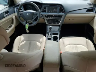 2017 Hyundai Sonata Hybrid SE with VIN KMHE24L36HA068947, listed as a Copart auction lot 54398025 with 184,344 mi miles and Clean Title. Bid and sale history available at carsss.com. Image 8.
