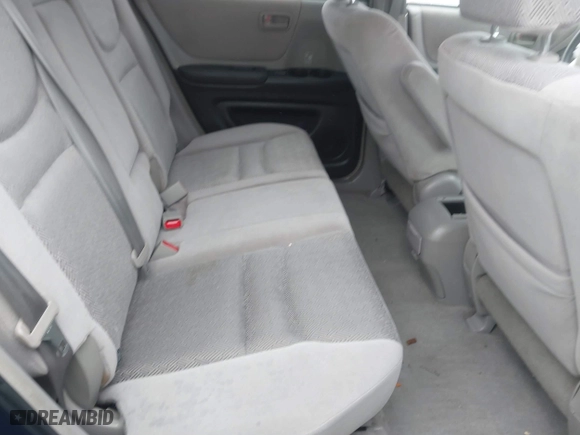 2002 Toyota Highlander with VIN JTEGF21A520058345, listed as a IAAI auction lot 41567610 with 117,736 mi miles. Bid and sale history available at carsss.com. Image 8.