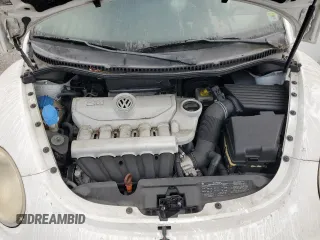 2010 Volkswagen New Beetle Coupe with VIN 3VWPG3AG7AM015470, listed as a Copart auction lot 86913404 with 63,972 mi miles and Clean Title. Bid and sale history available at carsss.com. Image 11.