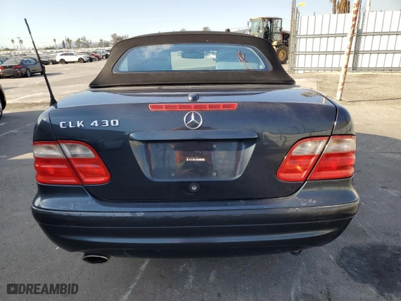 2003 Mercedes-Benz CLK-Class 4.3L with VIN WDBLK70G93T138327, listed as a Copart auction lot 81527674 with 118,590 mi miles and Salvage Title. Bid and sale history available at carsss.com. Image 6.