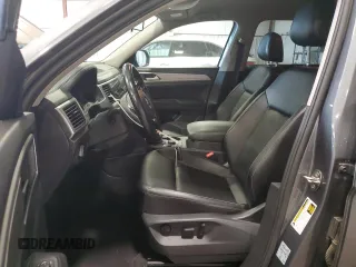 2018 Volkswagen Atlas SE with VIN 1V2KR2CA9JC571127, listed as a Copart auction lot 58188885 with 106,745 mi miles and Salvage title. Bid and sale history available at DreamBid. Image 7.