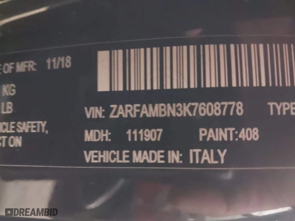 2019 Alfa Romeo Giulia Ti with VIN ZARFAMBN3K7608778, listed as a IAAI auction lot 41238451 with 1 mi miles. Bid and sale history available at carsss.com. Image 9.