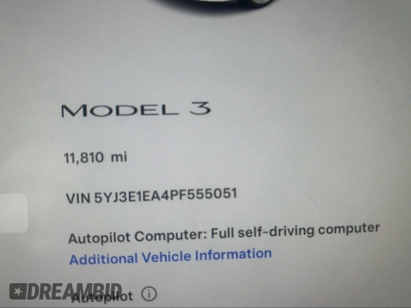 2023 Tesla Model 3 z VIN 5YJ3E1EA4PF555051, wystawiony jako IAAI lot #41500331 z przebiegiem 11 810 mil mil oraz . Historia ofert i sprzedaży dostępna na DreamBid. Obrazek 7.