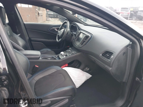 2015 Chrysler 200 S with VIN 1C3CCCBG9FN518690, listed as a IAAI auction lot 42026576 with 45,971 mi miles. Bid and sale history available at carsss.com. Image 5.