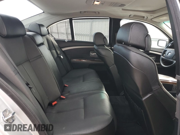 2008 BMW 7 Series 750i with VIN WBAHL83508DT13048, listed as a Copart auction lot 85141334 with 140,853 mi miles and Clean title. Bid and sale history available at DreamBid. Image 10.