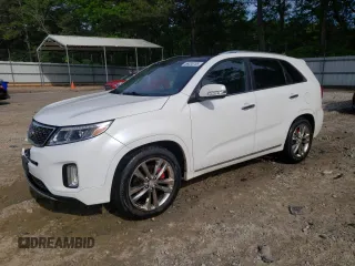 2014 Kia Sorento SX z VIN 5XYKW4A73EG486024, wystawiony jako Copart lot #56033785 z przebiegiem 115 145 mil mil oraz Szkoda całkowita • Salvage title. Historia ofert i sprzedaży dostępna na DreamBid. Obrazek 1.