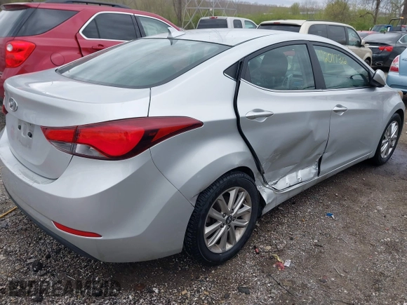 2015 Hyundai Elantra SE with VIN 5NPDH4AEXFH599545, listed as a IAAI auction lot 42017312 with 151,453 mi miles and . Bid and sale history available at DreamBid. Image 4.