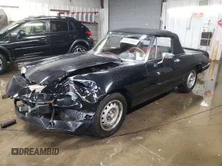1985 Alfa Romeo Spider Veloce z VIN ZARBA541XF1023560, wystawiony jako Copart lot #80844644 z przebiegiem 52 766 mil mil oraz Szkoda całkowita • Salvage title. Historia ofert i sprzedaży dostępna na DreamBid. Obrazek 1.
