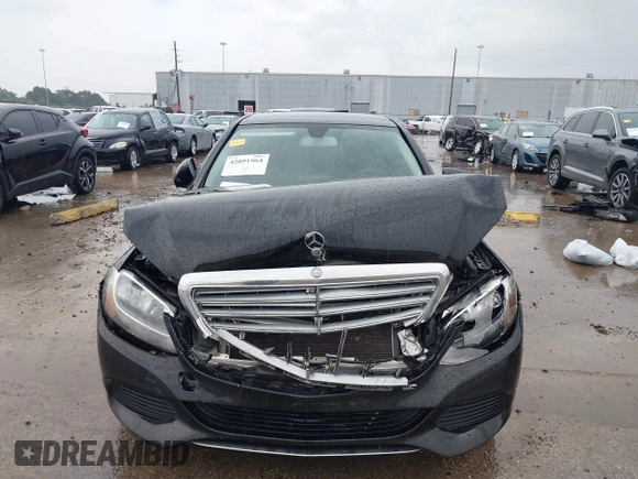 2016 Mercedes-Benz C 300 z VIN 55SWF4JB9GU108417, wystawiony jako IAAI lot #42091964 z przebiegiem 110 577 mil mil oraz . Historia ofert i sprzedaży dostępna na DreamBid. Obrazek 12.