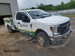 2019 Ford F-250 XL with VIN 1FT7X2B68KEG46187, listed as a Copart auction lot 55454535 with 91,641 mi miles and Salvage Title. Bid and sale history available at DreamBid. Image 5.