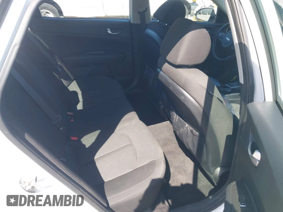 2018 Kia Optima LX z VIN 5XXGT4L35JG265371, wystawiony jako IAAI lot #42494354 z przebiegiem 86 411 mil mil oraz . Historia ofert i sprzedaży dostępna na DreamBid. Obrazek 8.