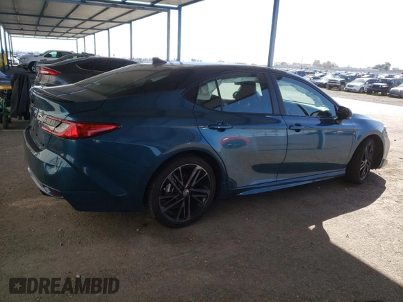2025 Toyota Camry LE with VIN 4T1DAACK6SU047431, listed as a Copart auction lot 48155575 with 9,008 mi miles and Salvage Title. Bid and sale history available at DreamBid. Image 3.